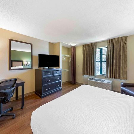 เอ็กซ์เทนด์ สเตย์ อเมริกา แทมปาแอร์พอร์ต เมมโมเรียล ไฮเวย์ Hotel ภายนอก รูปภาพ